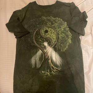 Thre mountain yin yang shirt